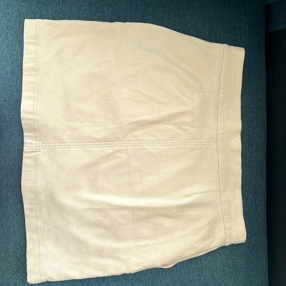 Suede skirt - Picture 6 of 8